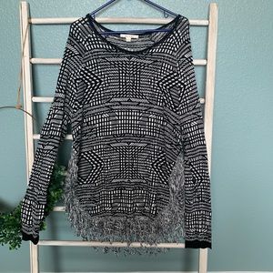 Black & white long sweater with fringe Miami L